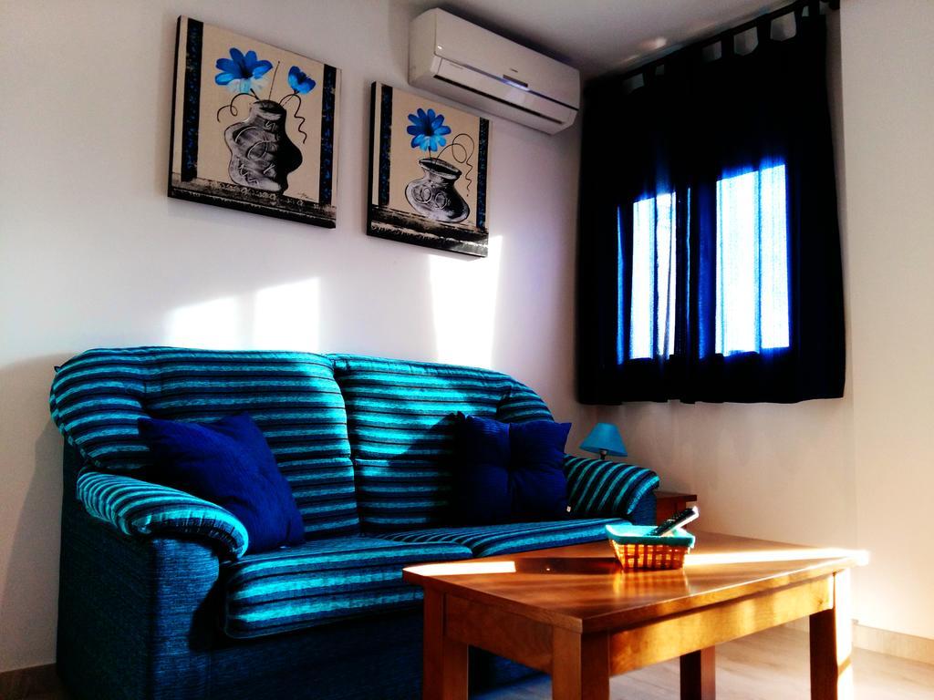 Apartamentos Turisticos Mirayuste Guadalupe  Zewnętrze zdjęcie